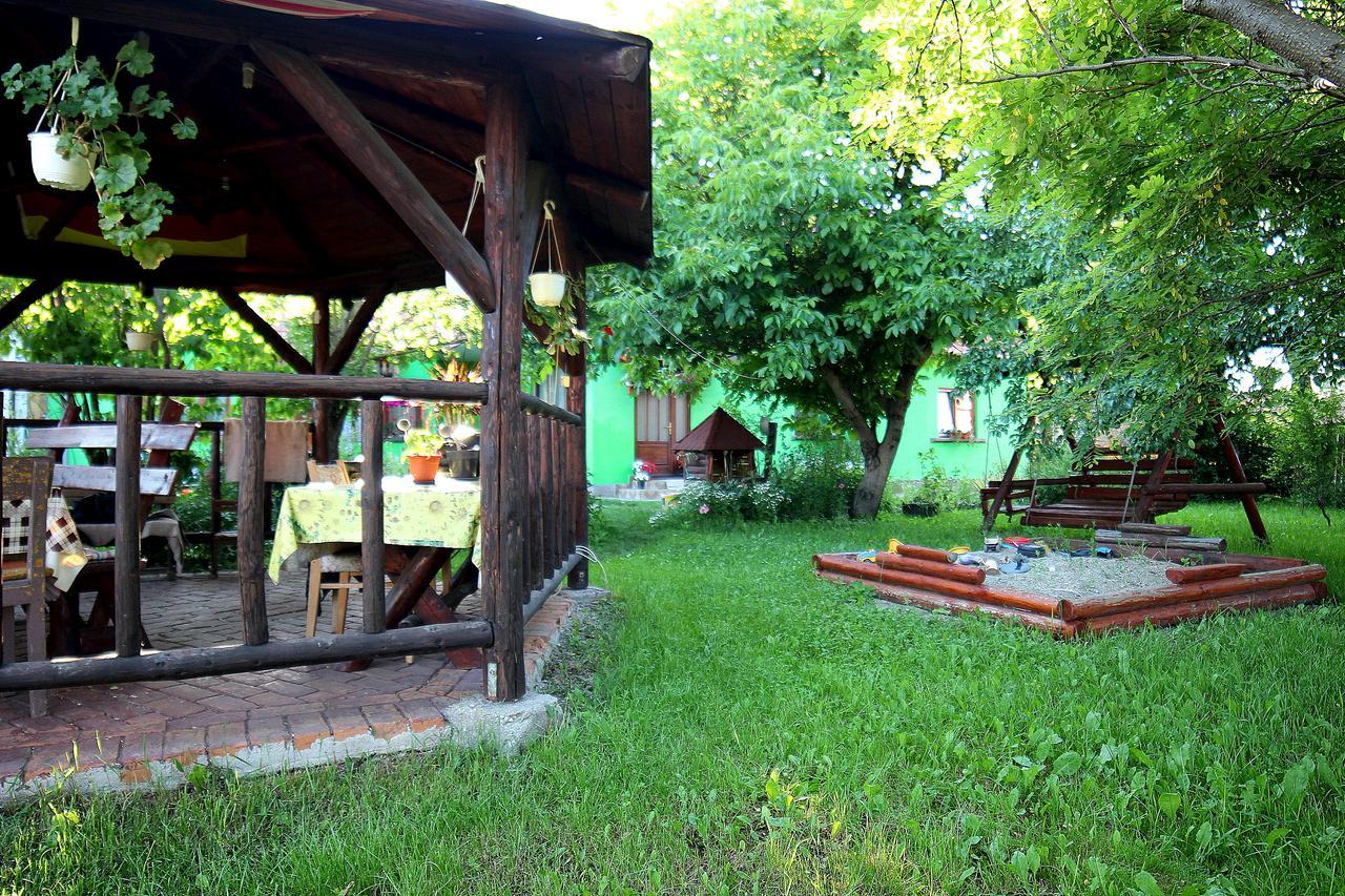Hotel Csergő Ildikó vendégház à Lăzarea Extérieur photo